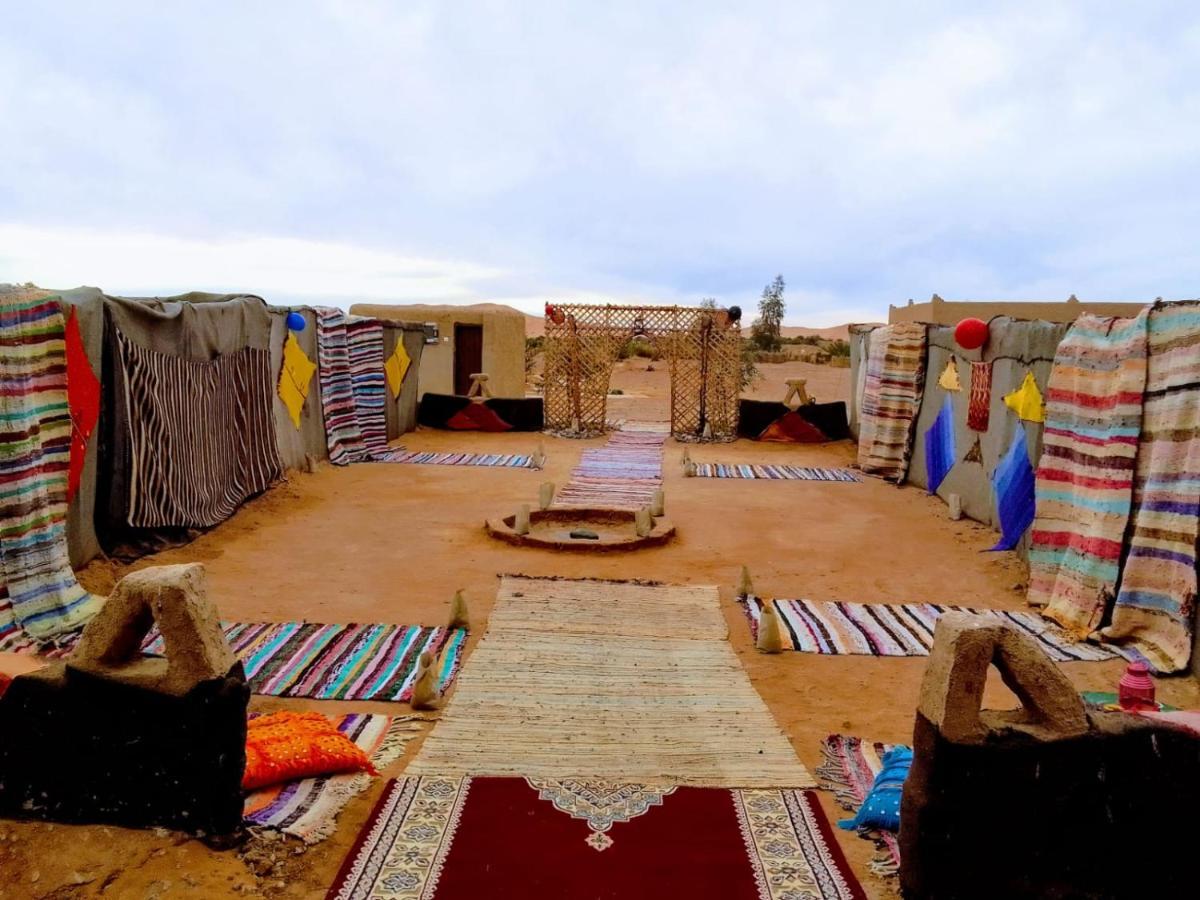 Hotel Camp Familia Erg Chebbi à Merzouga Extérieur photo